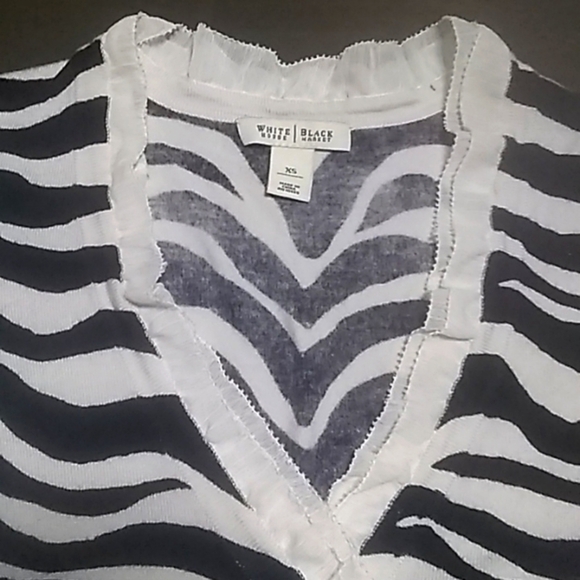 White House Black Market Sweater - Picture 3 of 5